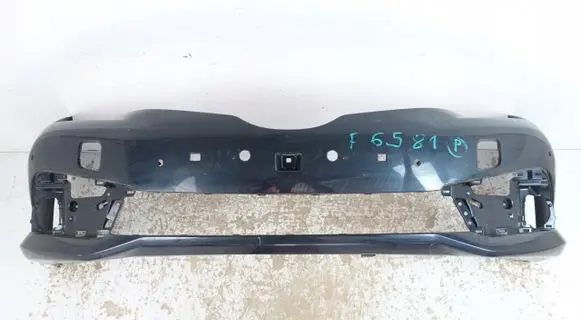 Toyota Auris E180 Front bumper 52119