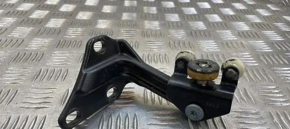 Mercedes-Benz Sprinter W906 Sliding door upper roller guide/hinge A9067600047