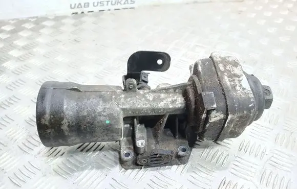 Seat Ibiza III (6L) Oil filter mounting bracket 045115389G