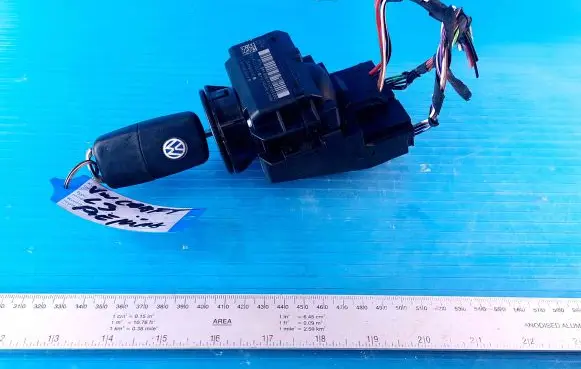 Volkswagen Crafter Ignition lock A9069003803 2E0905843D