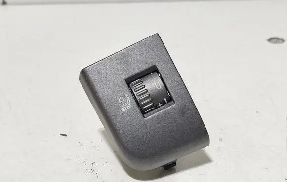Volkswagen Phaeton Seat heating switch 3D0963563B