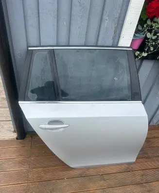 Rear door