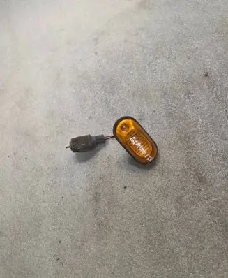 Hyundai Galloper Front fender indicator light 