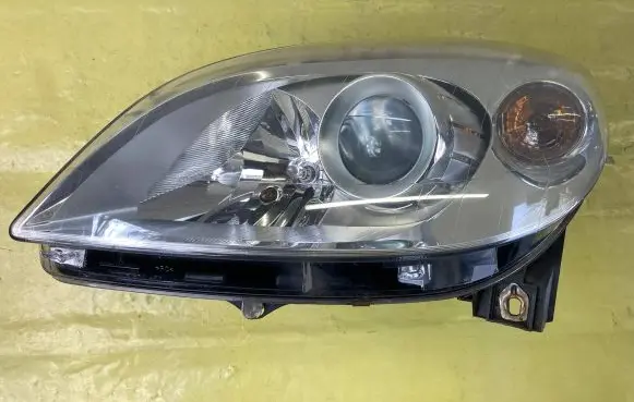 Mercedes-Benz B W245 Headlight/headlamp A1698202561