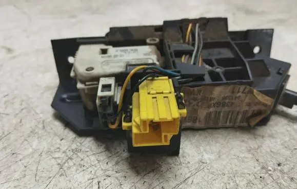 Opel Vectra C Tailgate/trunk/boot lock/catch/latch 09180104 495072894