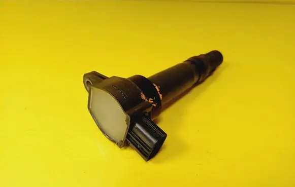 Mitsubishi Colt High voltage ignition coil MN195616