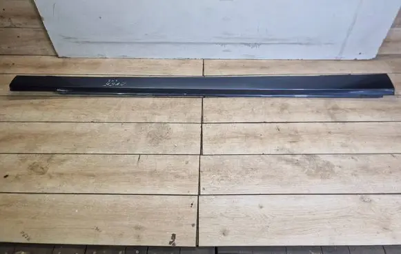 Mercedes-Benz E W212 Sill A2126900840