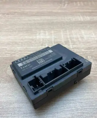 Audi Q7 4L Door control unit/module 4L0959794B 4L0910795B