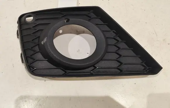 Seat Arona Front bumper lower grill 6F9853655E