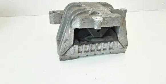 Volkswagen Touran I Engine mount bracket 1K0199262BA