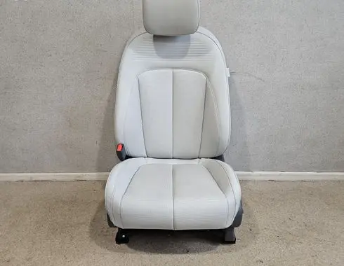 Hyundai Ioniq 5 Front passenger seat 