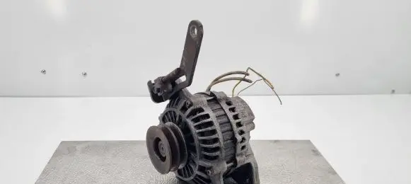 Mitsubishi Pajero Generator/alternator ME201837