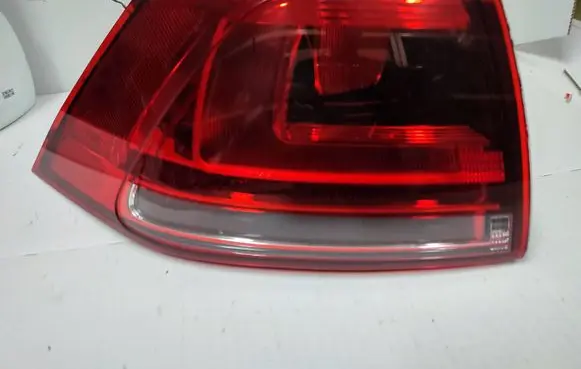 Volkswagen Golf VII Rear/tail lights 5G0945095N