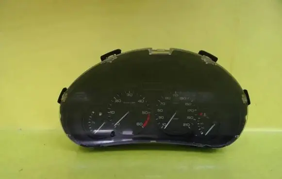 Peugeot 206 Speedometer (instrument cluster) 9659728880