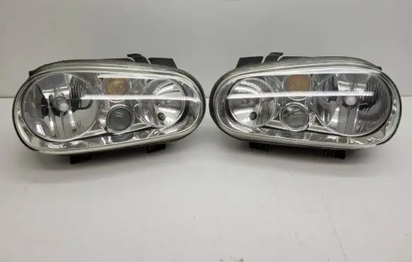 Volkswagen Golf IV Headlight/headlamp