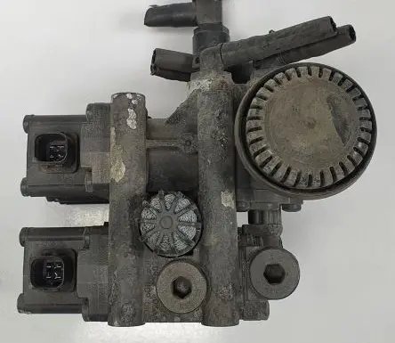 Mercedes-Benz Sprinter W906 Master brake cylinder A0013271225