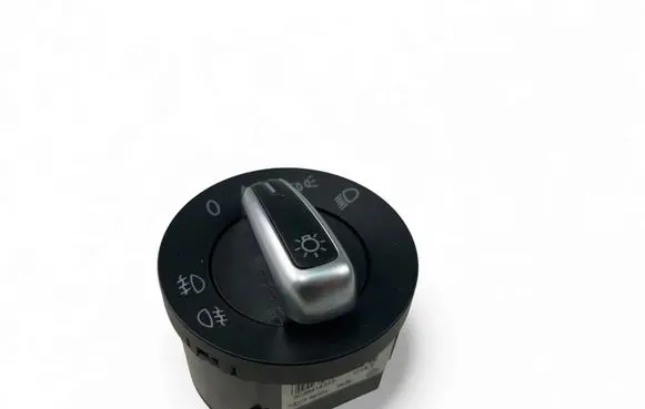 Volkswagen PASSAT CC Light switch