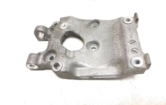 Volvo S60 Engine mounting bracket 9646719580