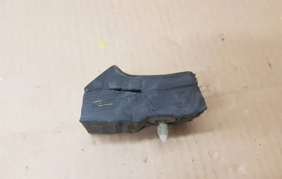 Volkswagen Golf VII Other engine bay part 5G0864760B