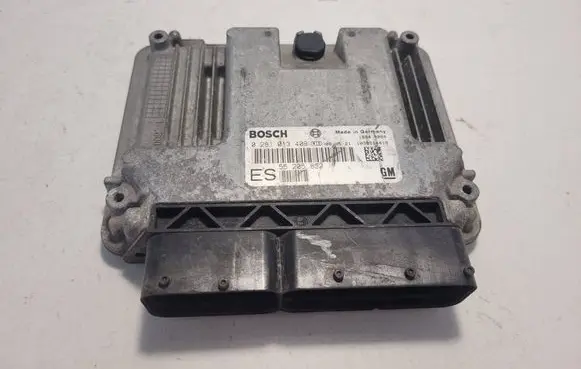 Opel Signum Engine control unit/module 55205632 1039S14419 0281013409