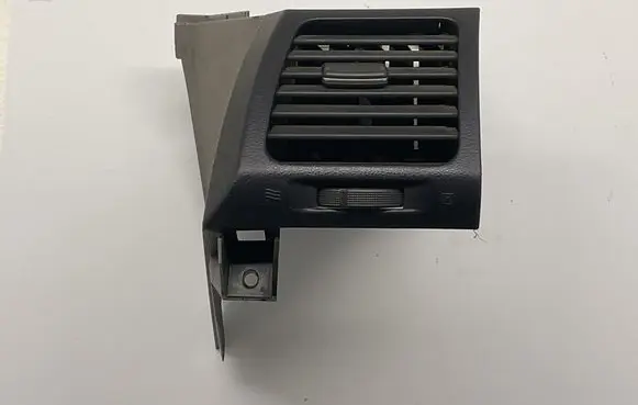 Mitsubishi Grandis Dashboard side air vent grill/cover trim GN71104670