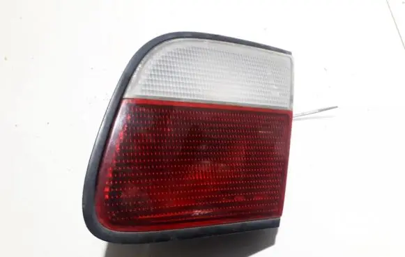 Nissan Almera Tailgate rear/tail lights