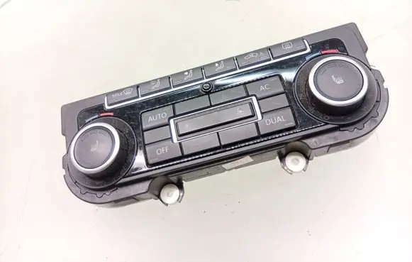 Volkswagen PASSAT B7 Climate control unit 5K0907044EA