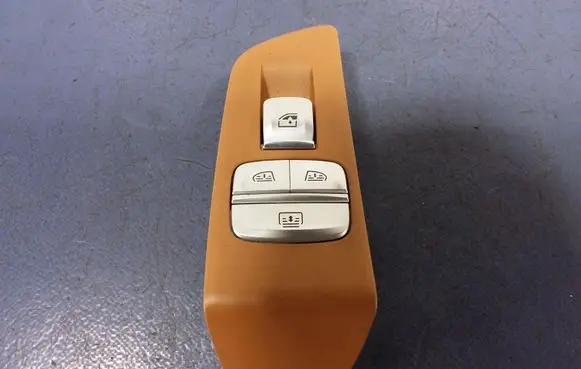 BMW 7 G11 G12 Electric window control switch 9382504