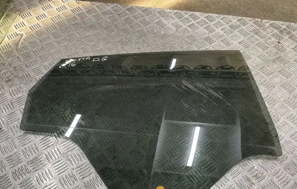 Ford Fiesta Rear door window glass 