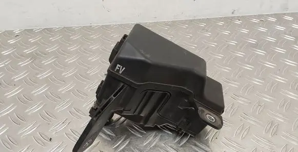 Toyota Corolla Verso AR10 Fuse box set