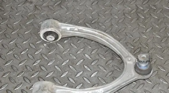 Mercedes-Benz C W205 Front lower control arm/wishbone
