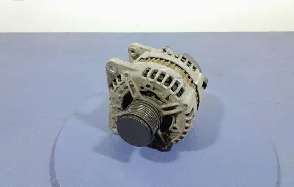 Volkswagen PASSAT B6 Generator/alternator 03G903023