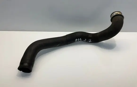 Engine coolant pipe/hose