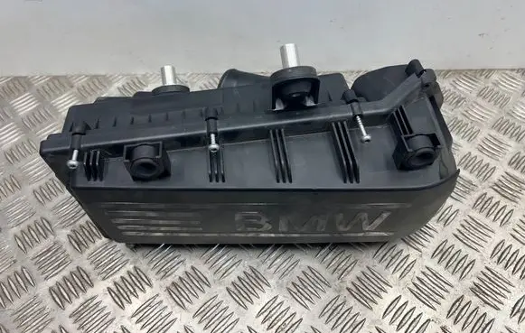 BMW 7 G11 G12 Air filter box 7566383