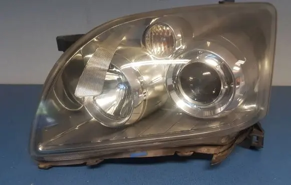 Toyota Avensis T250 Headlight/headlamp 8596724010 3900078496 MAX25000V