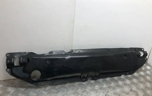 BMW 5 E60 E61 Top upper radiator support slam panel 7033741 11267310