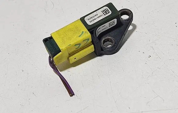 Volkswagen PASSAT CC Airbag deployment crash/impact sensor 3C0959651A