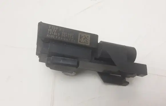 BMW 7 F01 F02 F03 F04 Airbag deployment crash/impact sensor 9159311