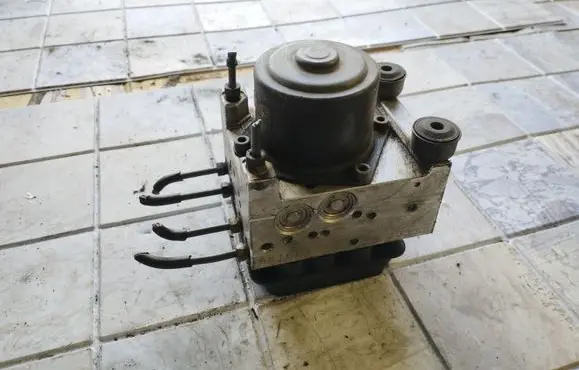 Mazda 6 ABS Pump 4370743 2059155