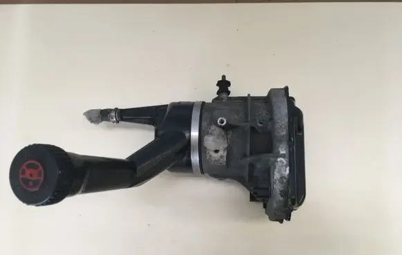Peugeot 308 Power steering pump 9686207180 A0015817