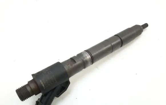 Volvo XC60 Fuel injector 31303238 11050404205 B44514112400