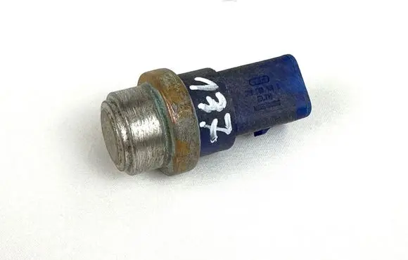 Coolant temperature sensor
