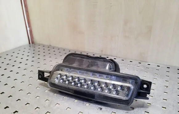 Subaru Outback Reverse light 23620794