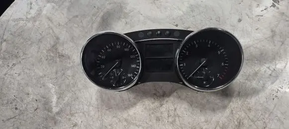 Mercedes-Benz R W251 Speedometer (instrument cluster) A2514406311 A2C53280888