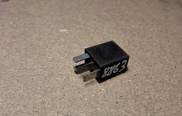 Opel Zafira A Other relay 90229206