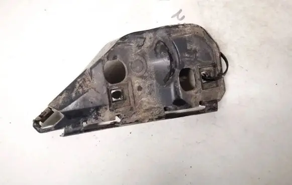 Volvo V50 Front bumper mounting bracket 31265397