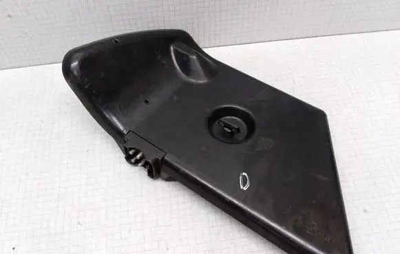 Tail light part