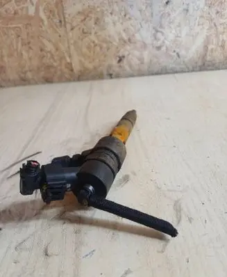 Opel Vectra C Fuel injector 0445110165