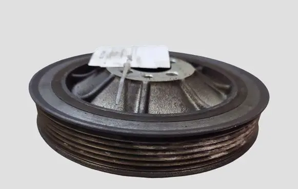 Opel Zafira B Crankshaft pulley 55210310