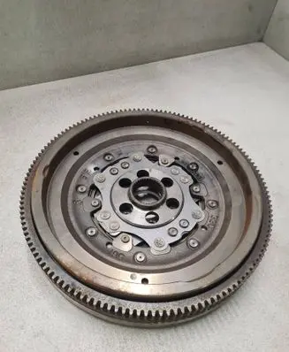 Volkswagen Tiguan Flywheel 03L105266DH